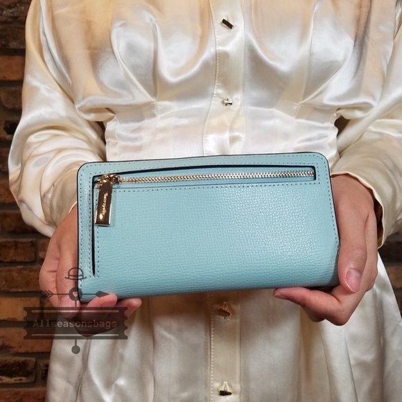 NWOT Kate Spade Wallet with Daisy Print - Picture 3 of 6